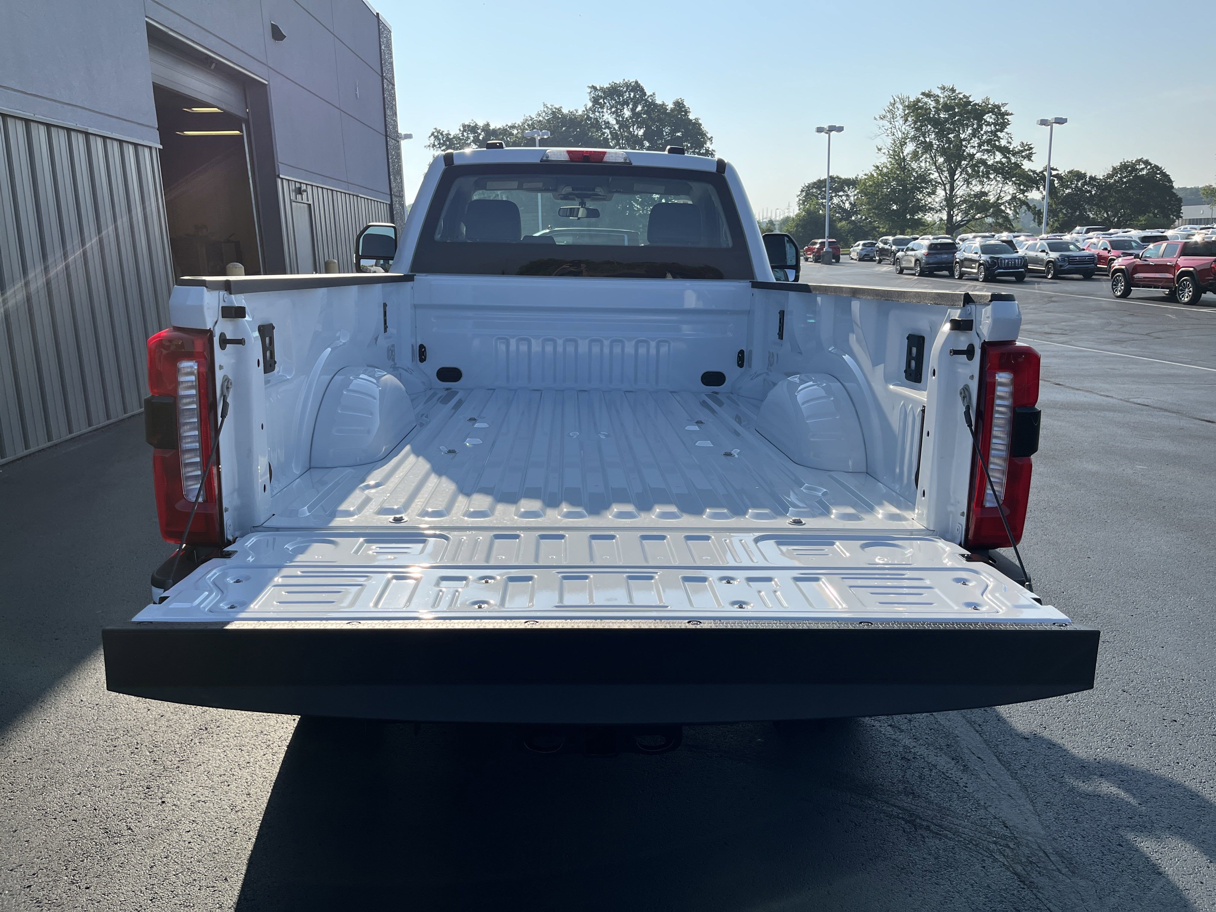 2025 Ford Super Duty F-350 SRW XL