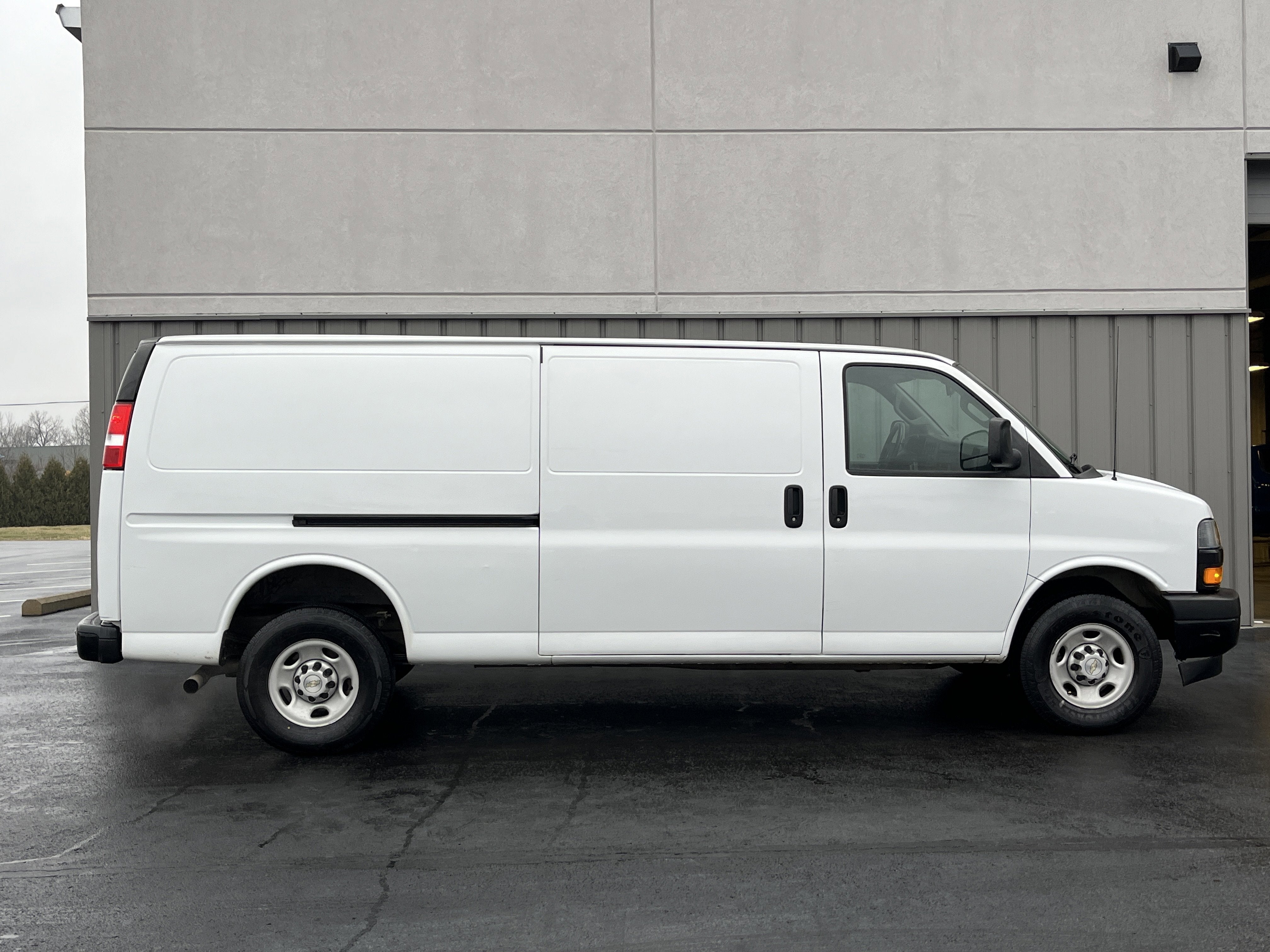 2023 Chevrolet Express Cargo Van 2500 RWD 155