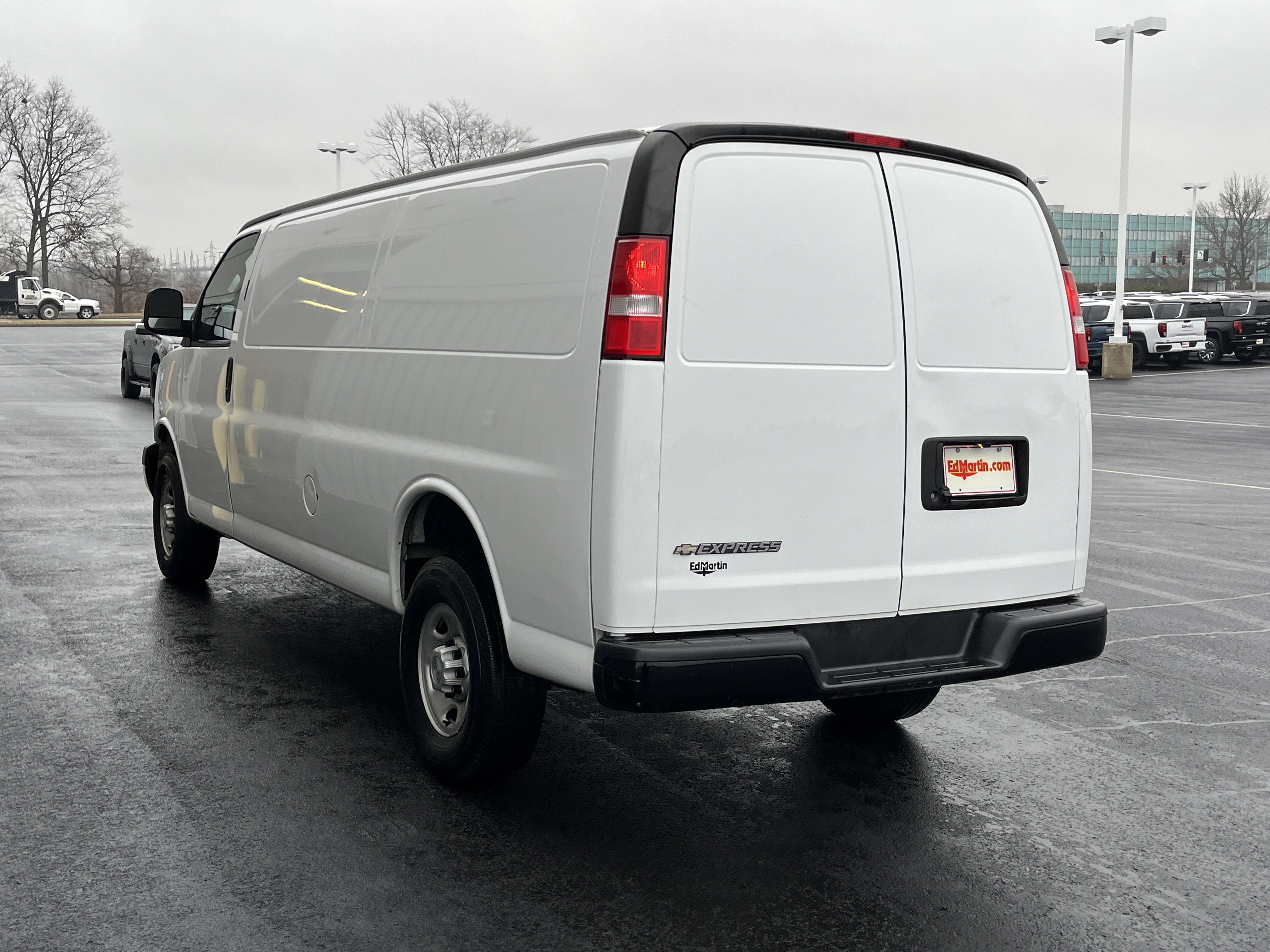 2023 Chevrolet Express Cargo Van 2500 RWD 155