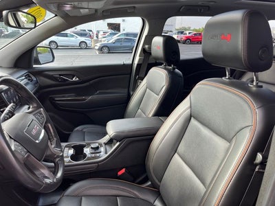 2021 GMC Acadia AT4