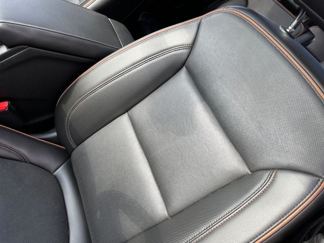 2021 GMC Acadia AT4