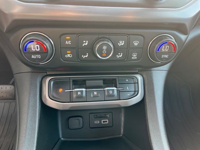 2021 GMC Acadia AT4
