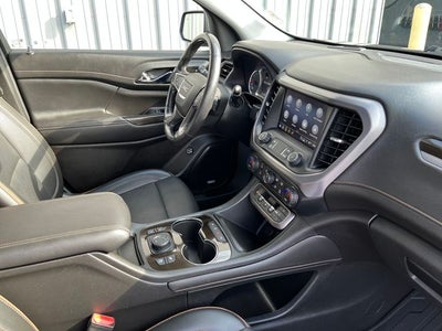 2021 GMC Acadia AT4