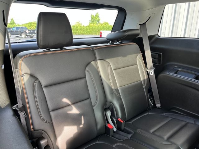 2021 GMC Acadia AT4