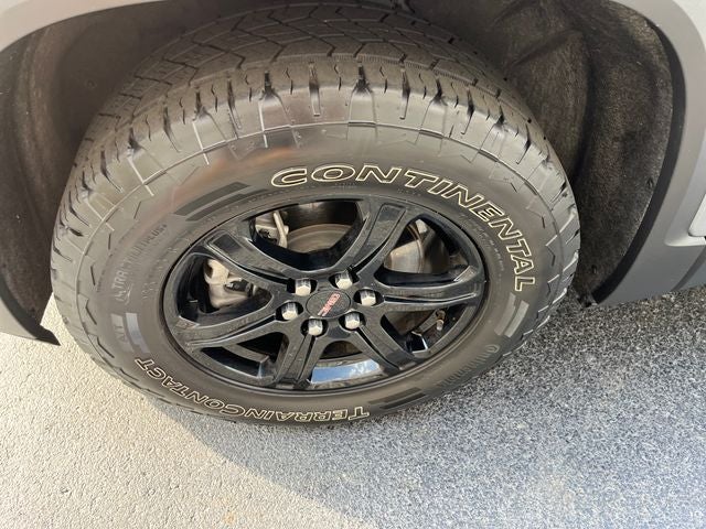2021 GMC Acadia AT4