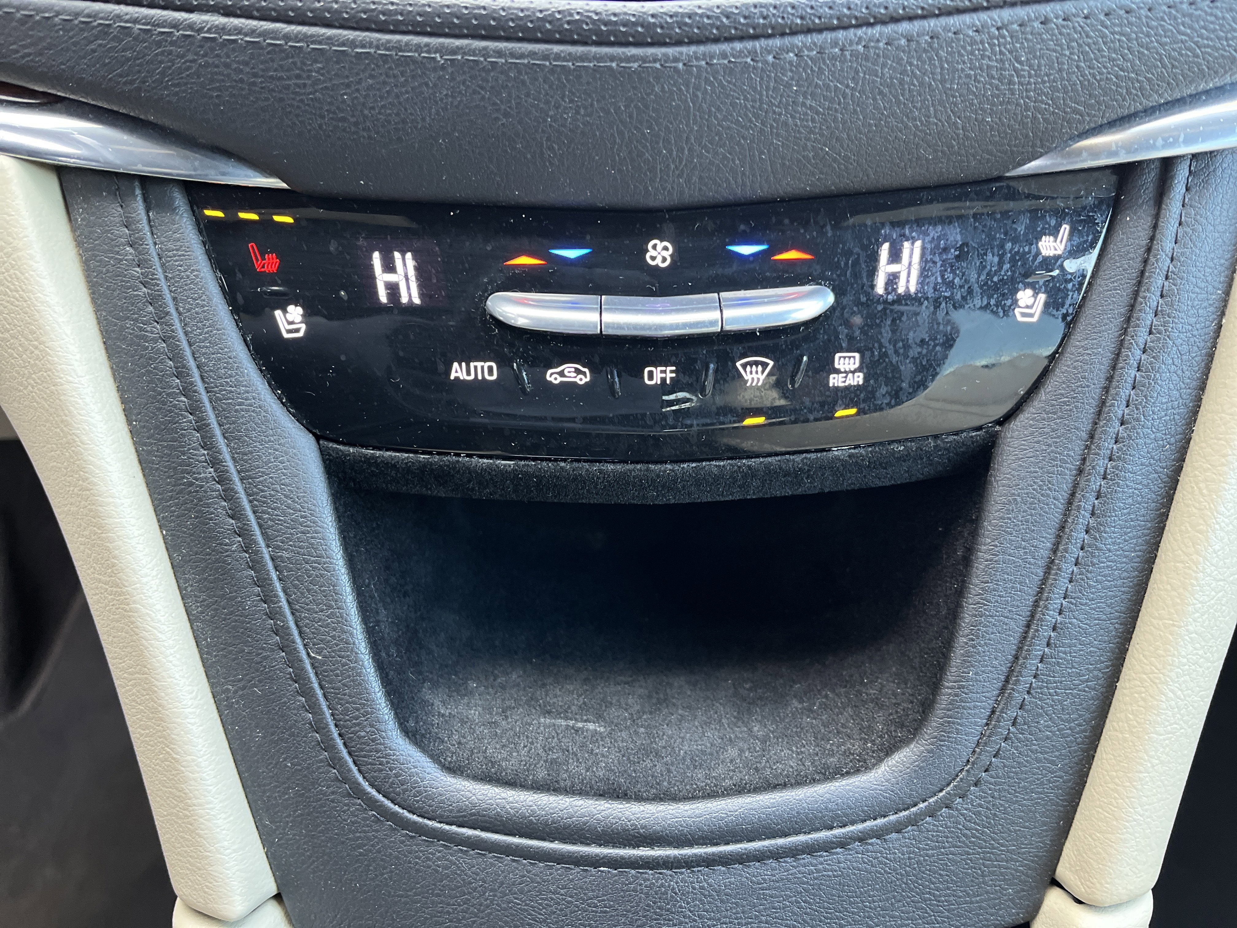 2017 Cadillac XT5 Premium Luxury FWD