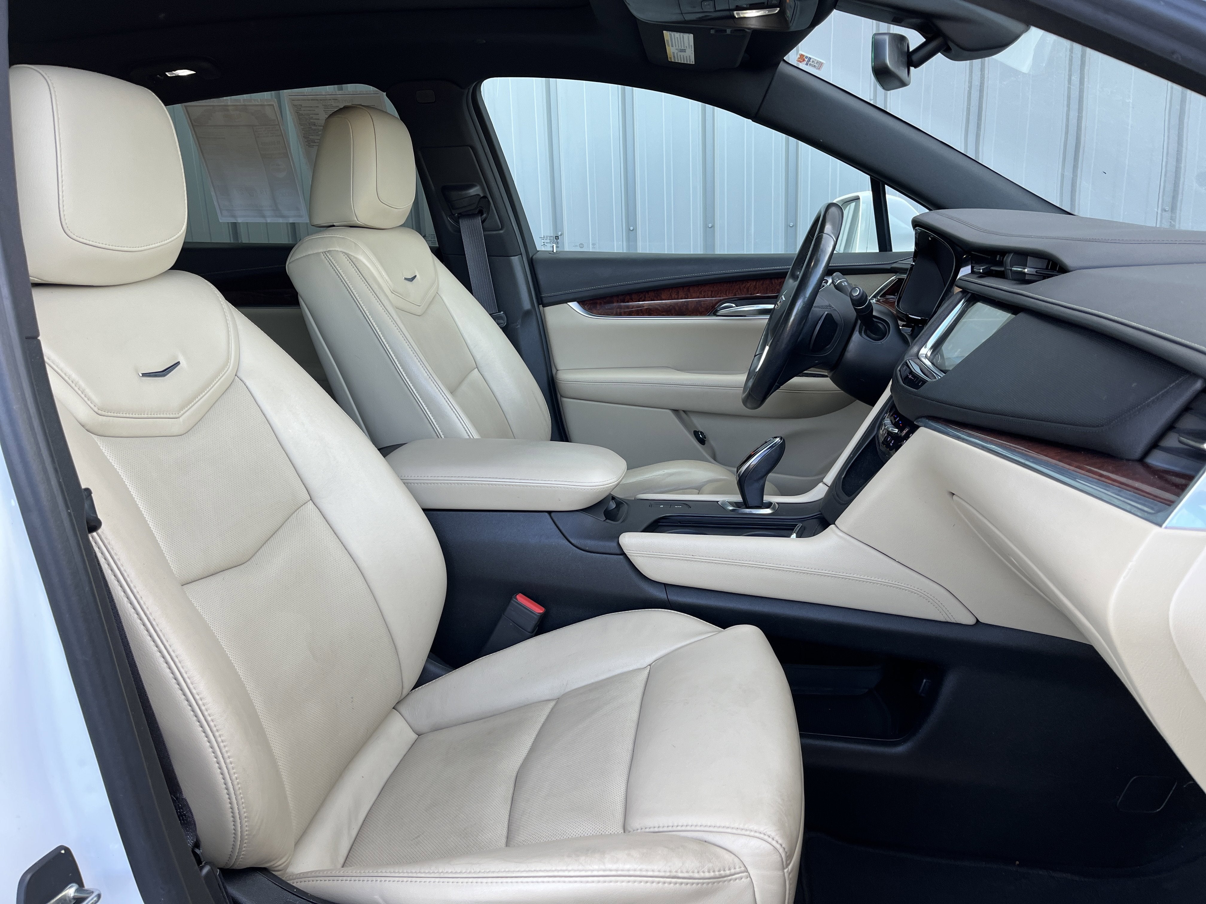 2017 Cadillac XT5 Premium Luxury FWD