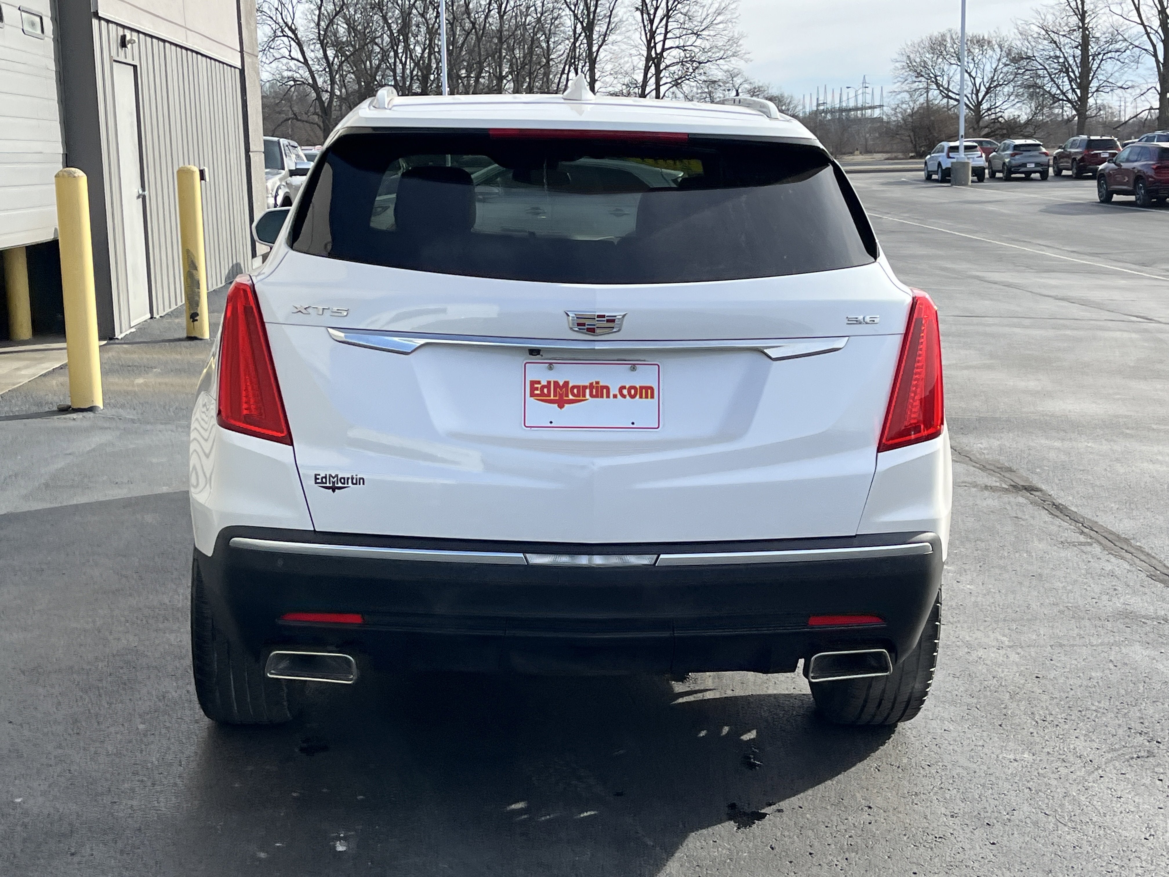 2017 Cadillac XT5 Premium Luxury FWD