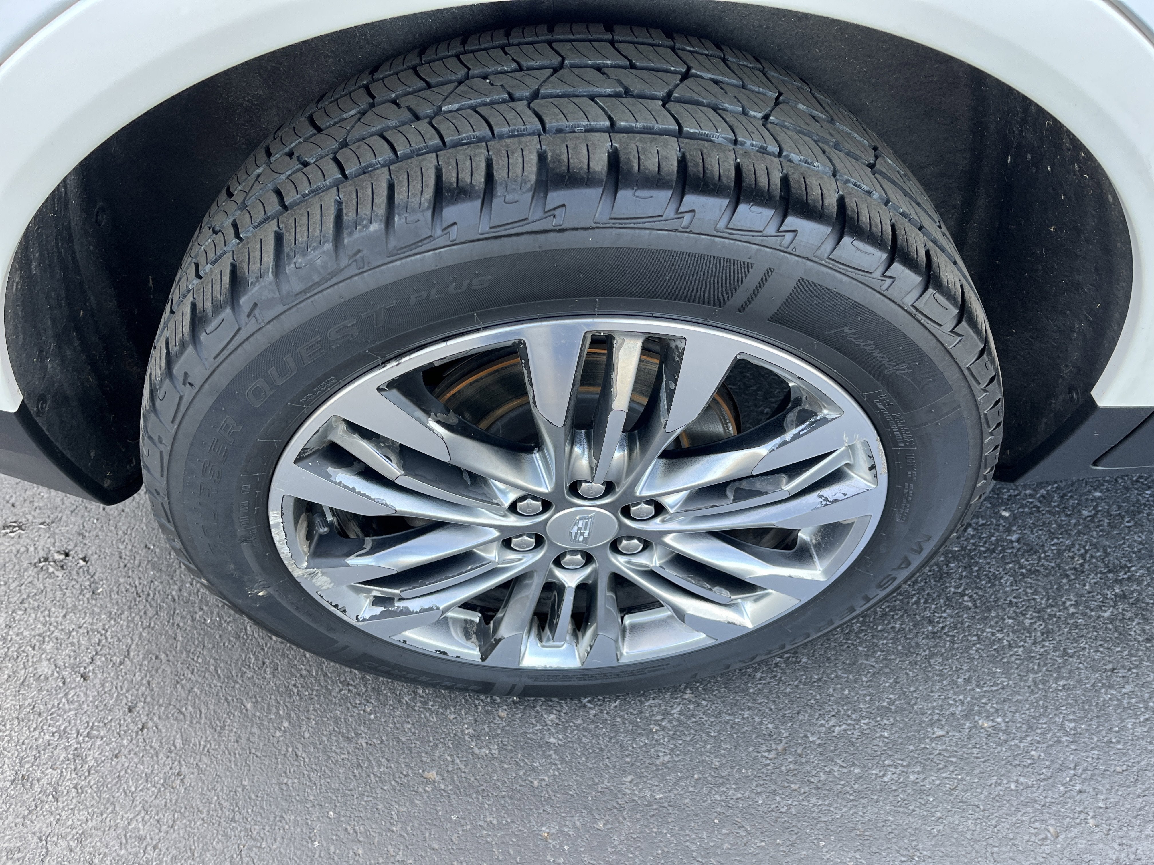 2017 Cadillac XT5 Premium Luxury FWD