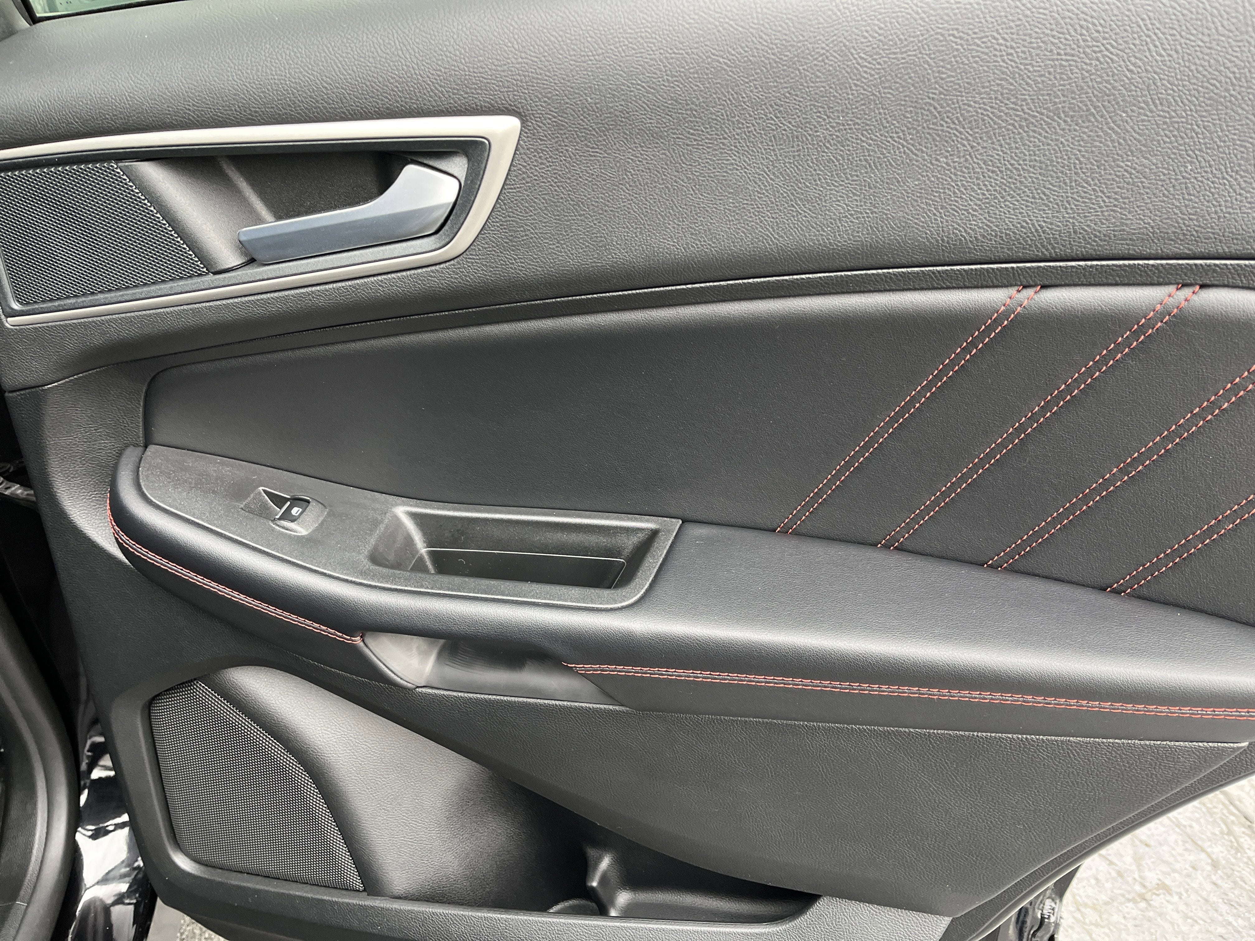 2024 Ford Edge ST-Line