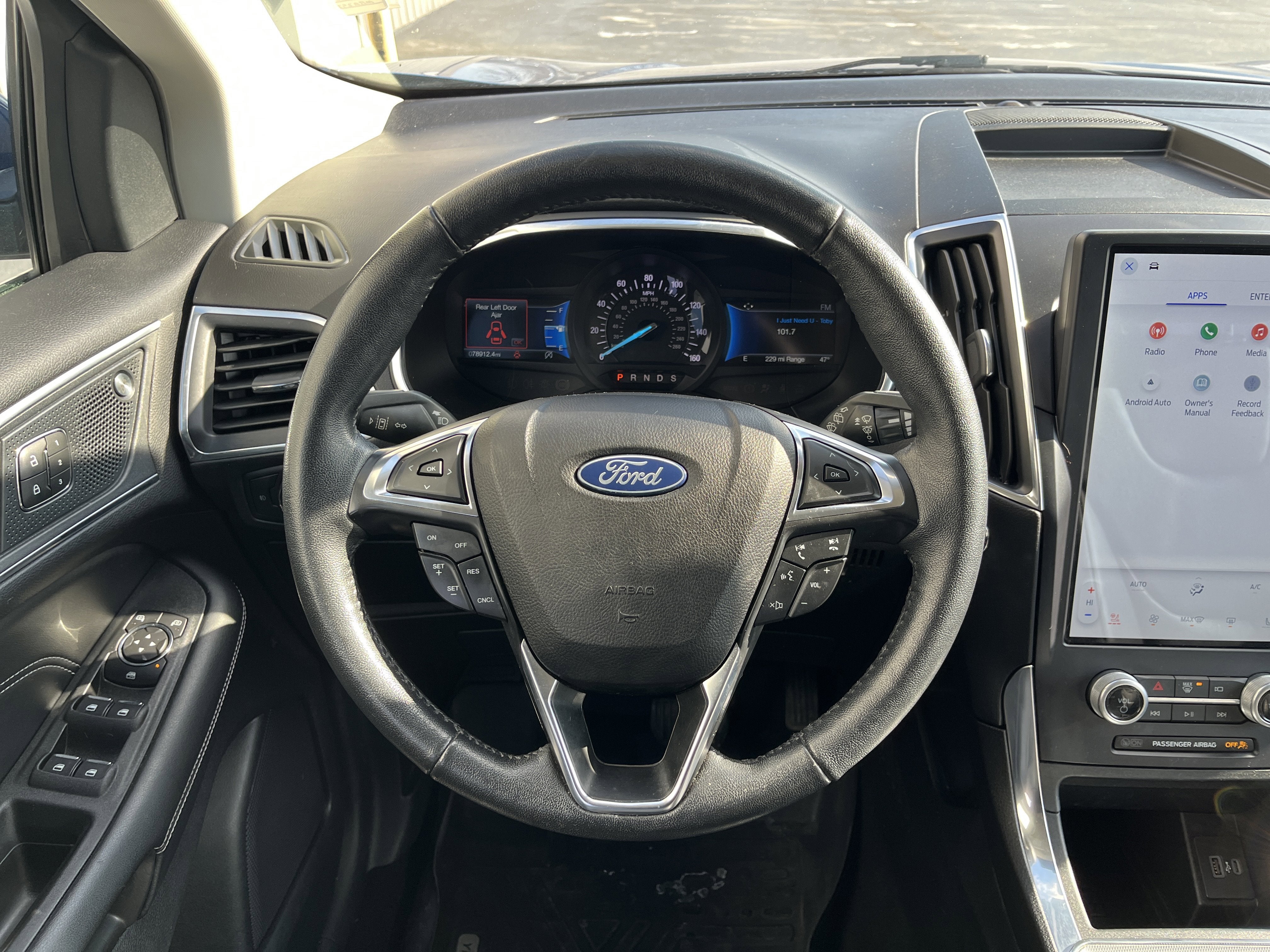 2021 Ford Edge Titanium