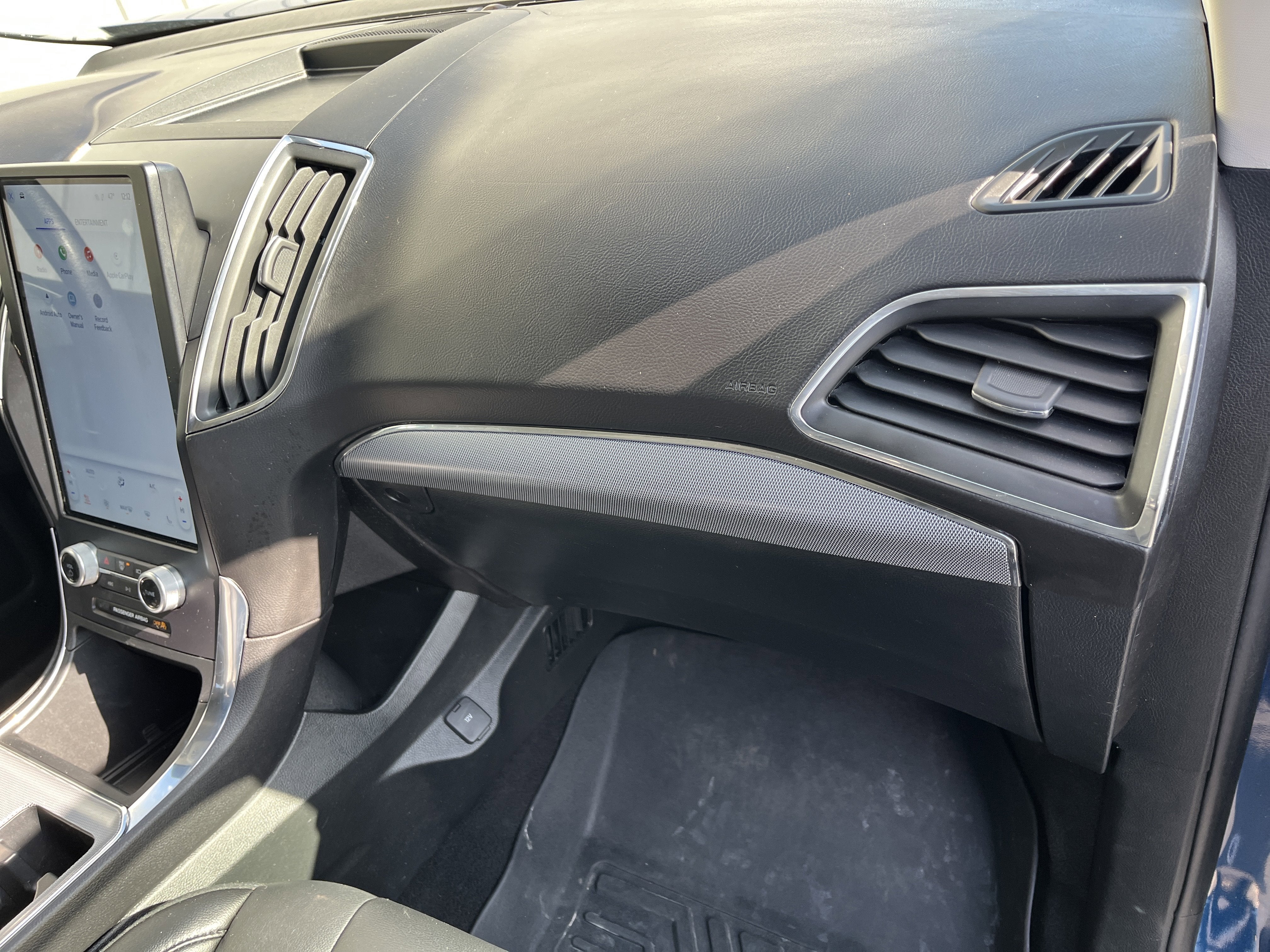 2021 Ford Edge Titanium