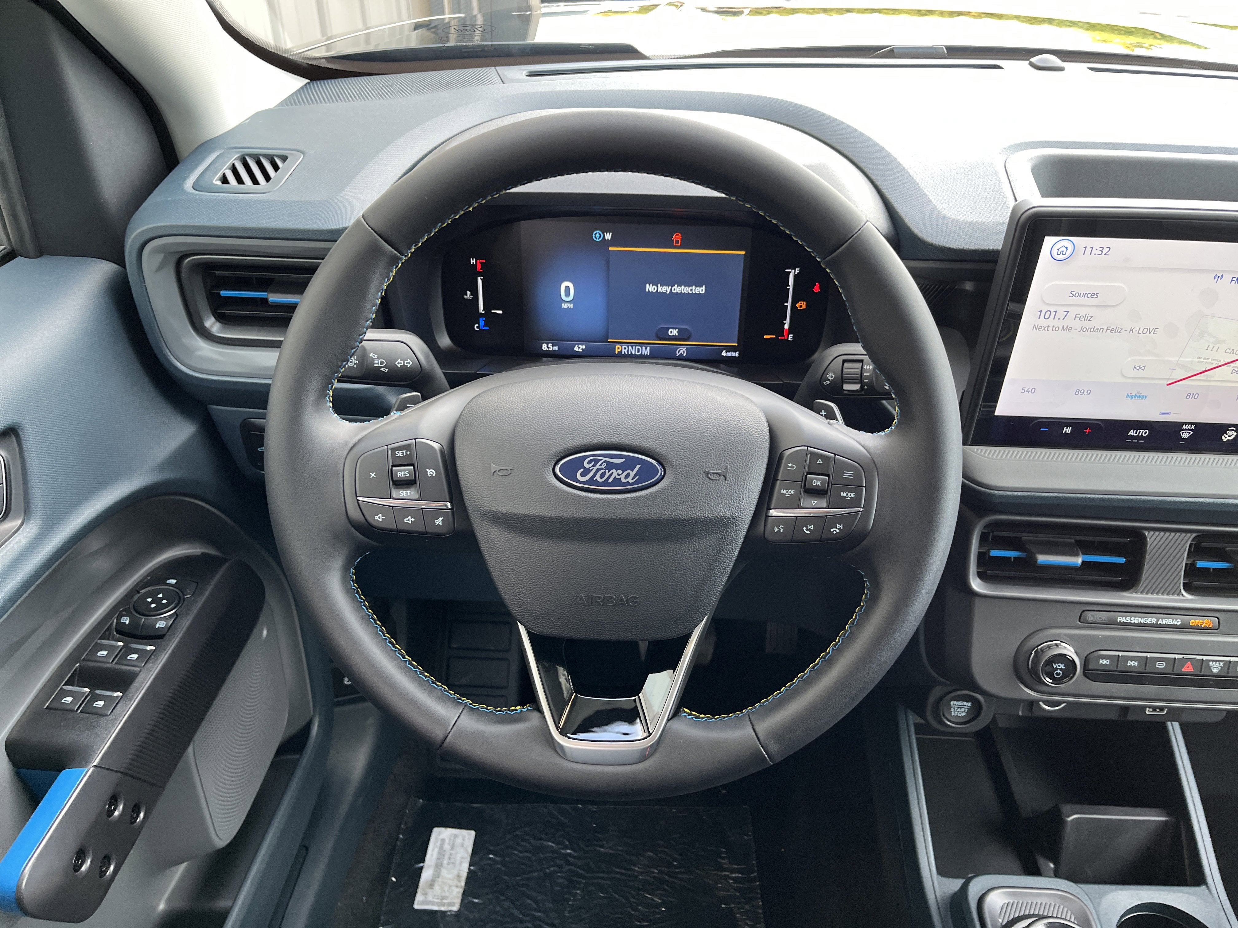 2025 Ford Maverick Lobo Standard