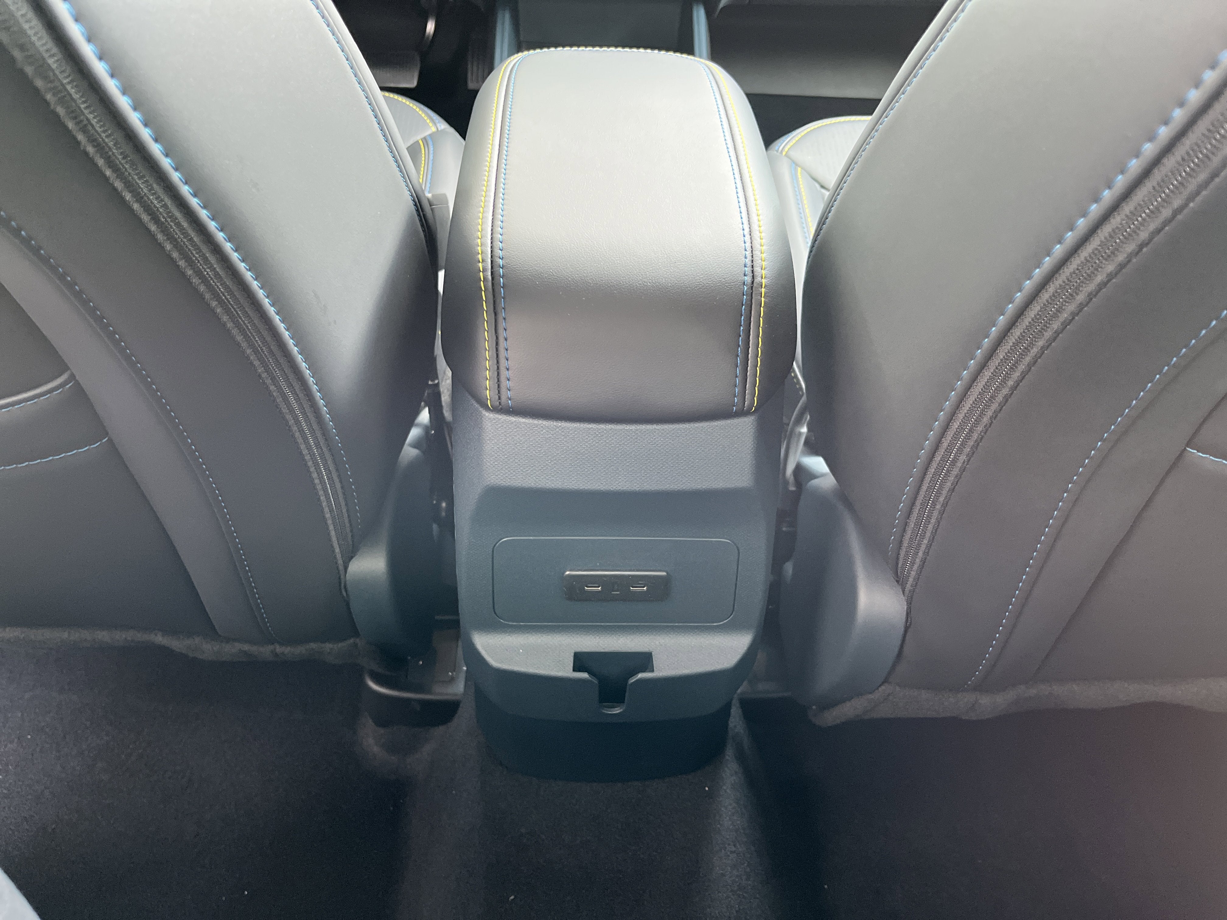 2025 Ford Maverick Lobo Standard