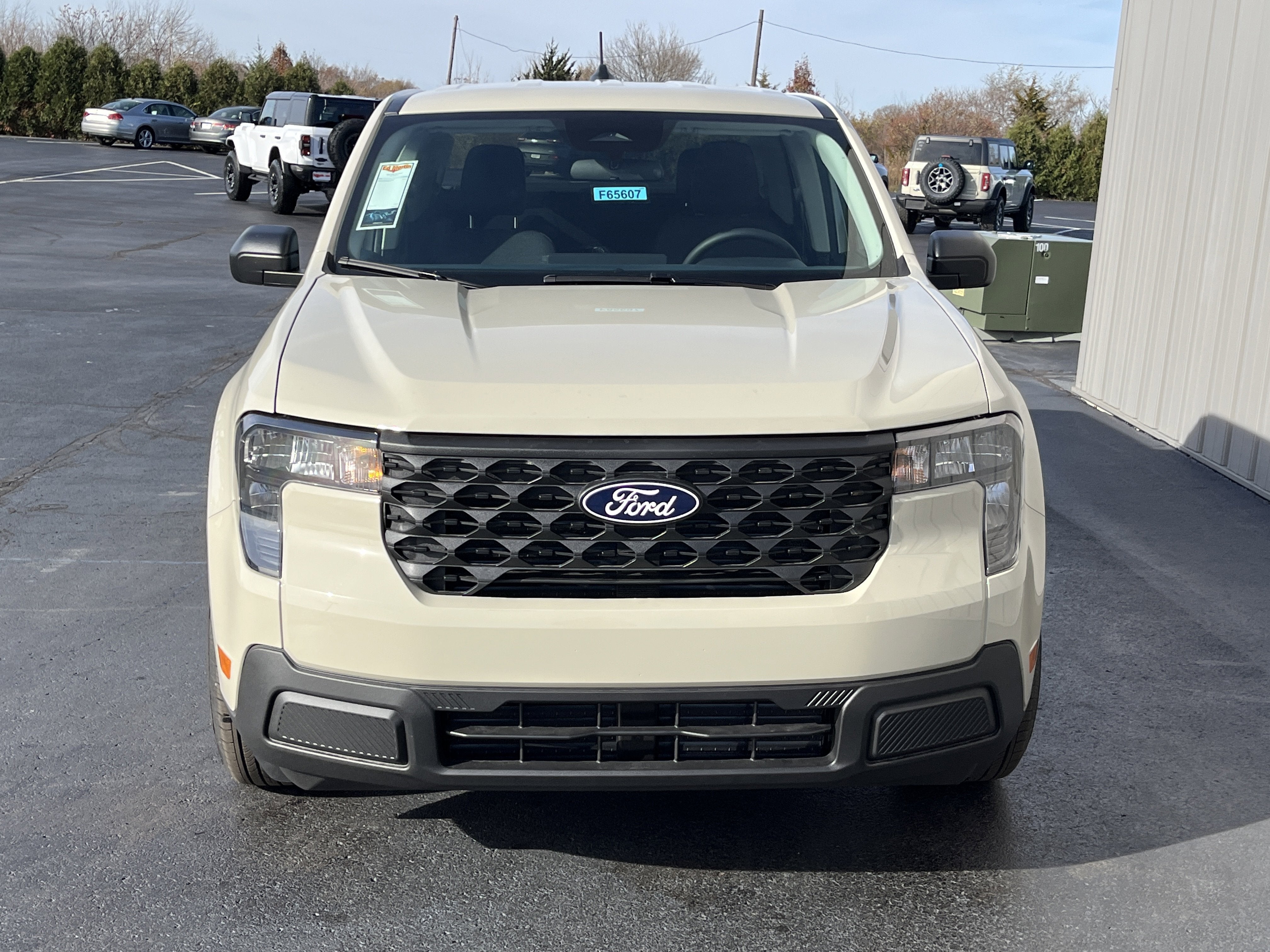 2025 Ford Maverick XL