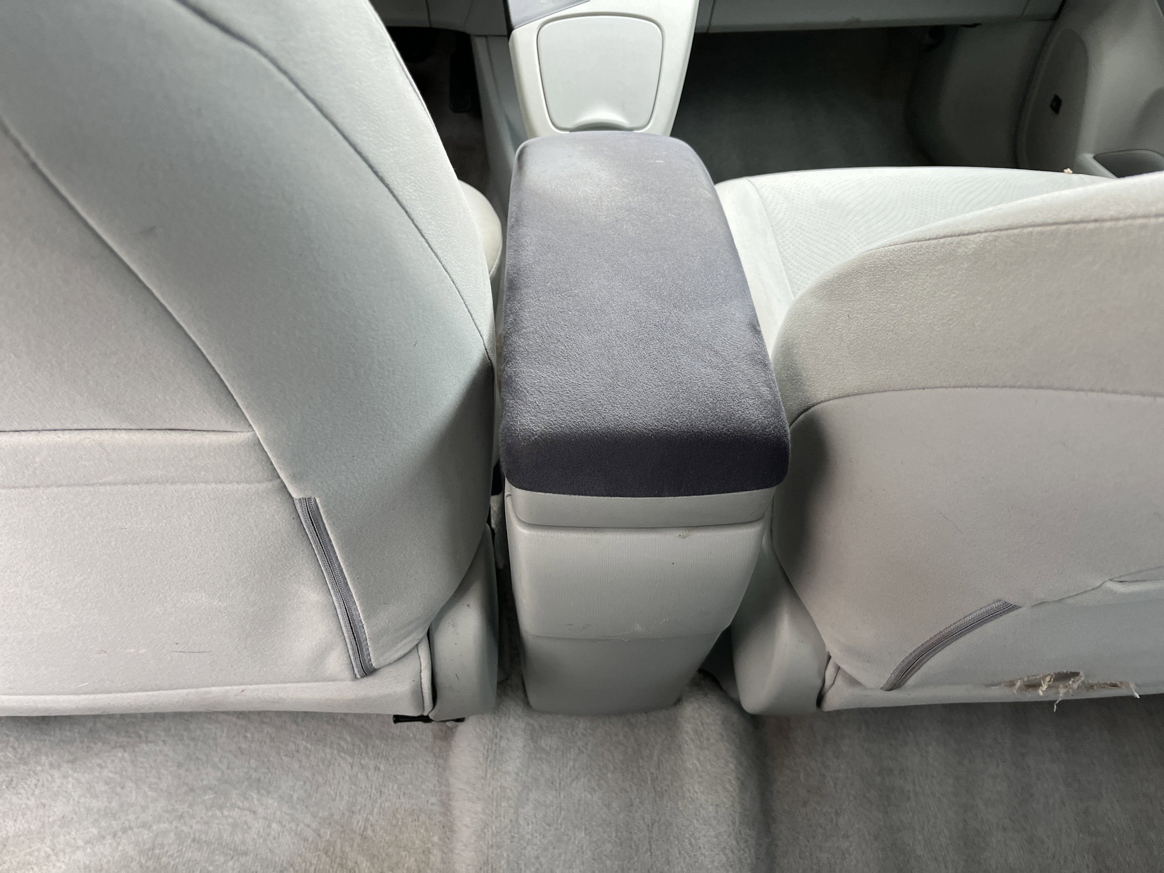 2010 Toyota Prius III