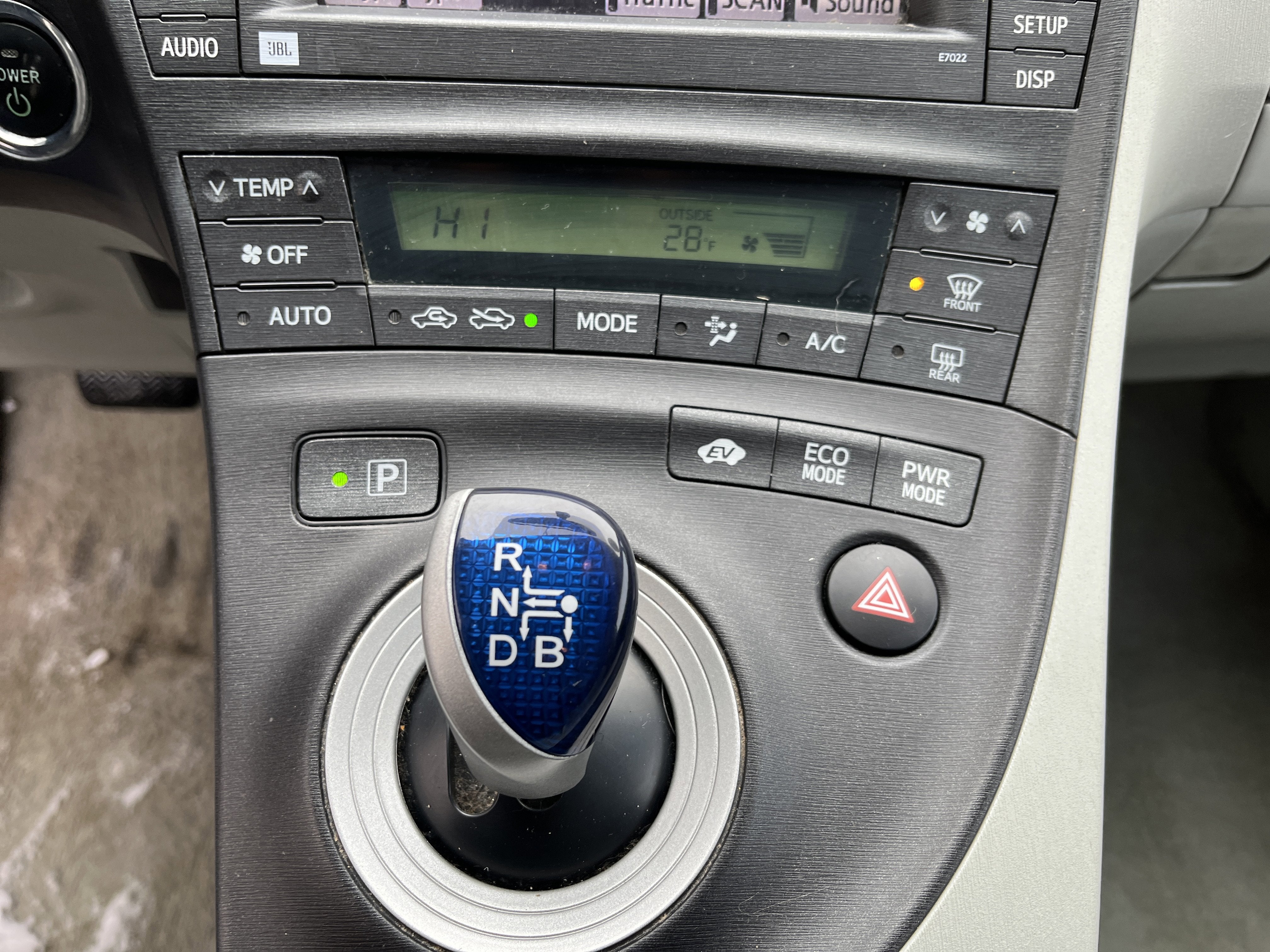 2010 Toyota Prius III