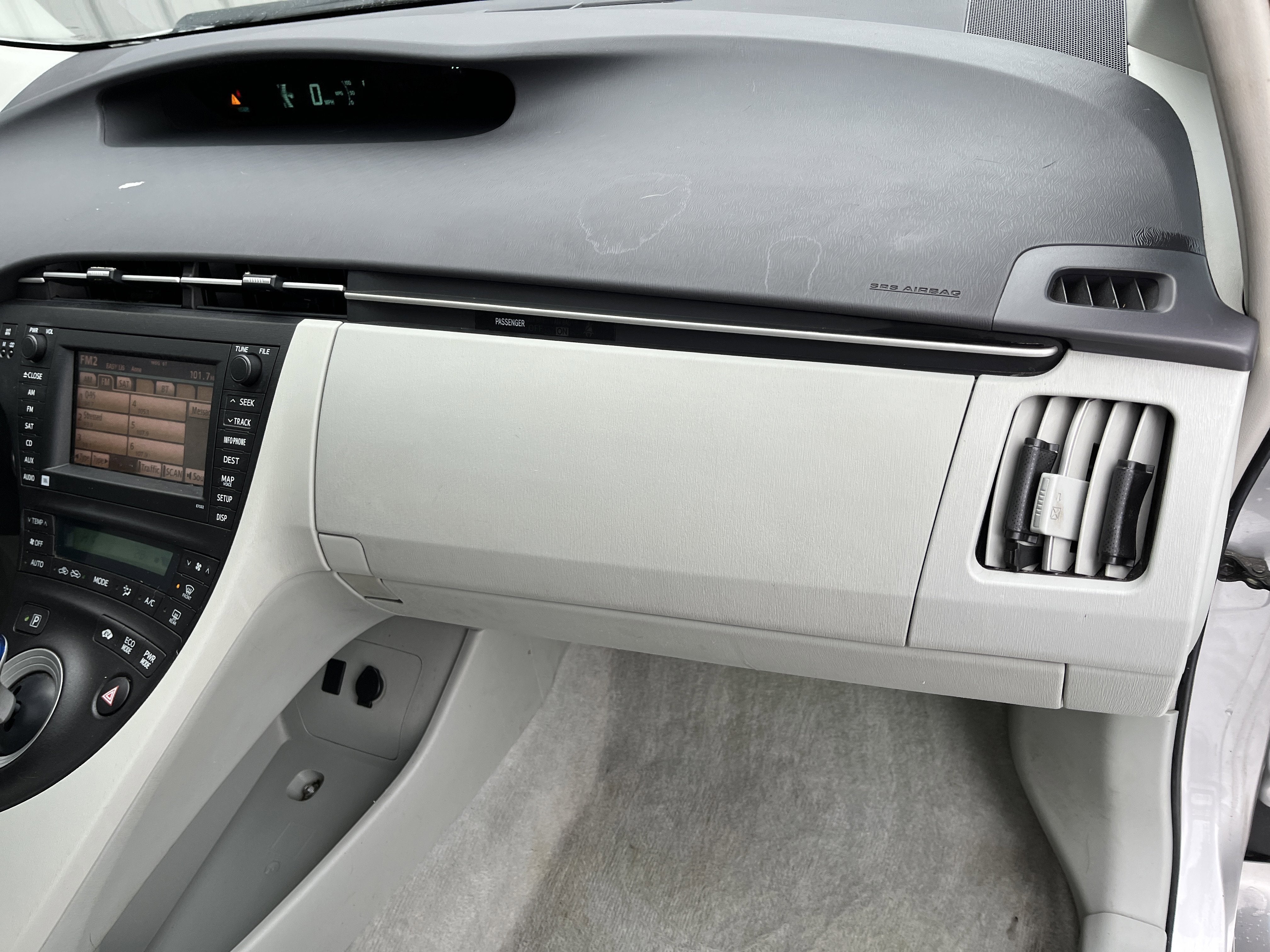 2010 Toyota Prius III