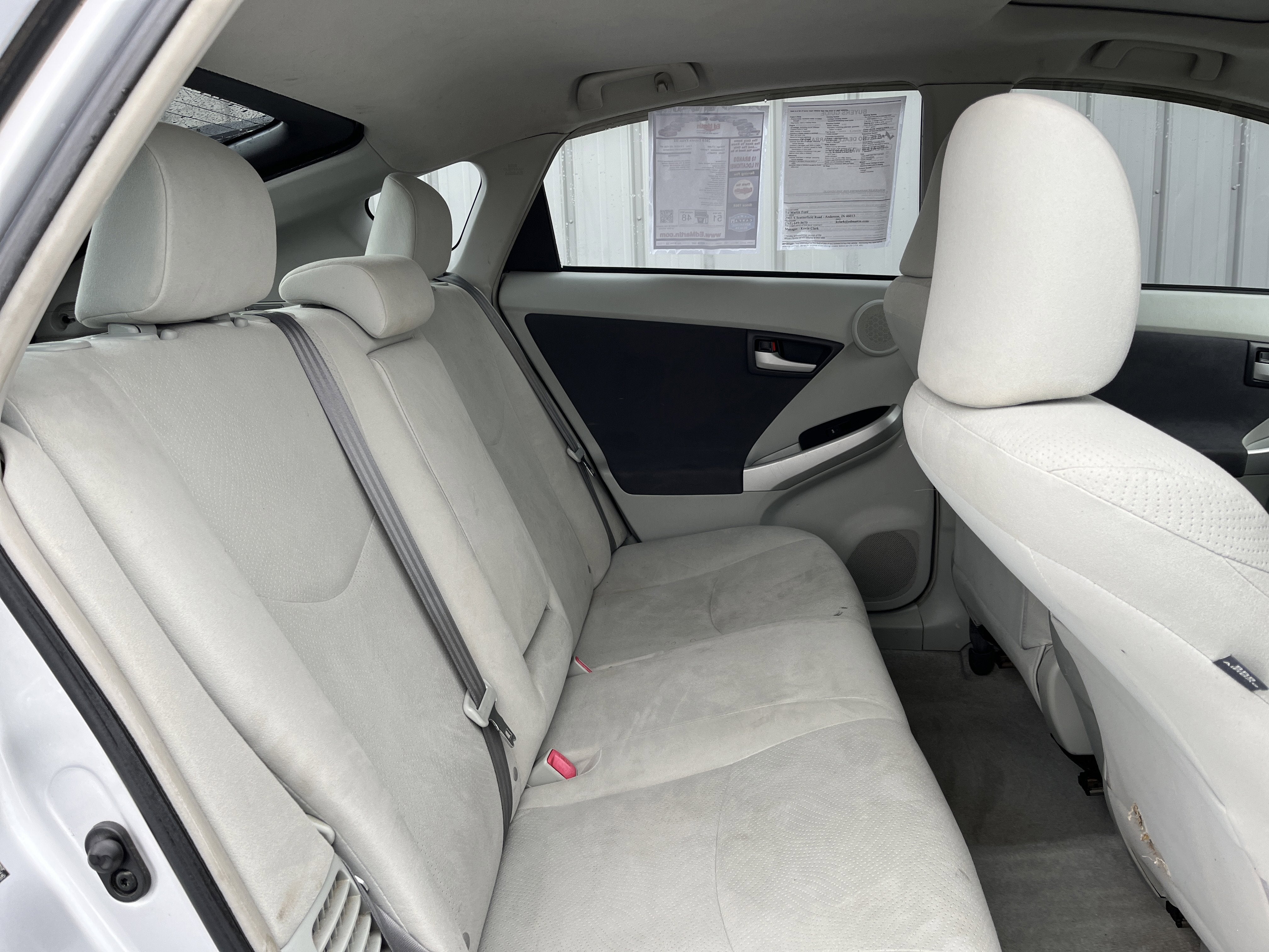 2010 Toyota Prius III