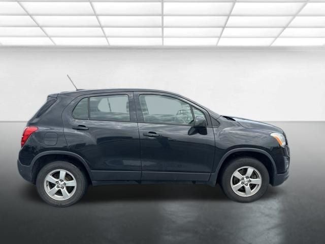 Used 2016 Chevrolet Trax LS with VIN KL7CJNSB6GB582364 for sale in Anderson, IN