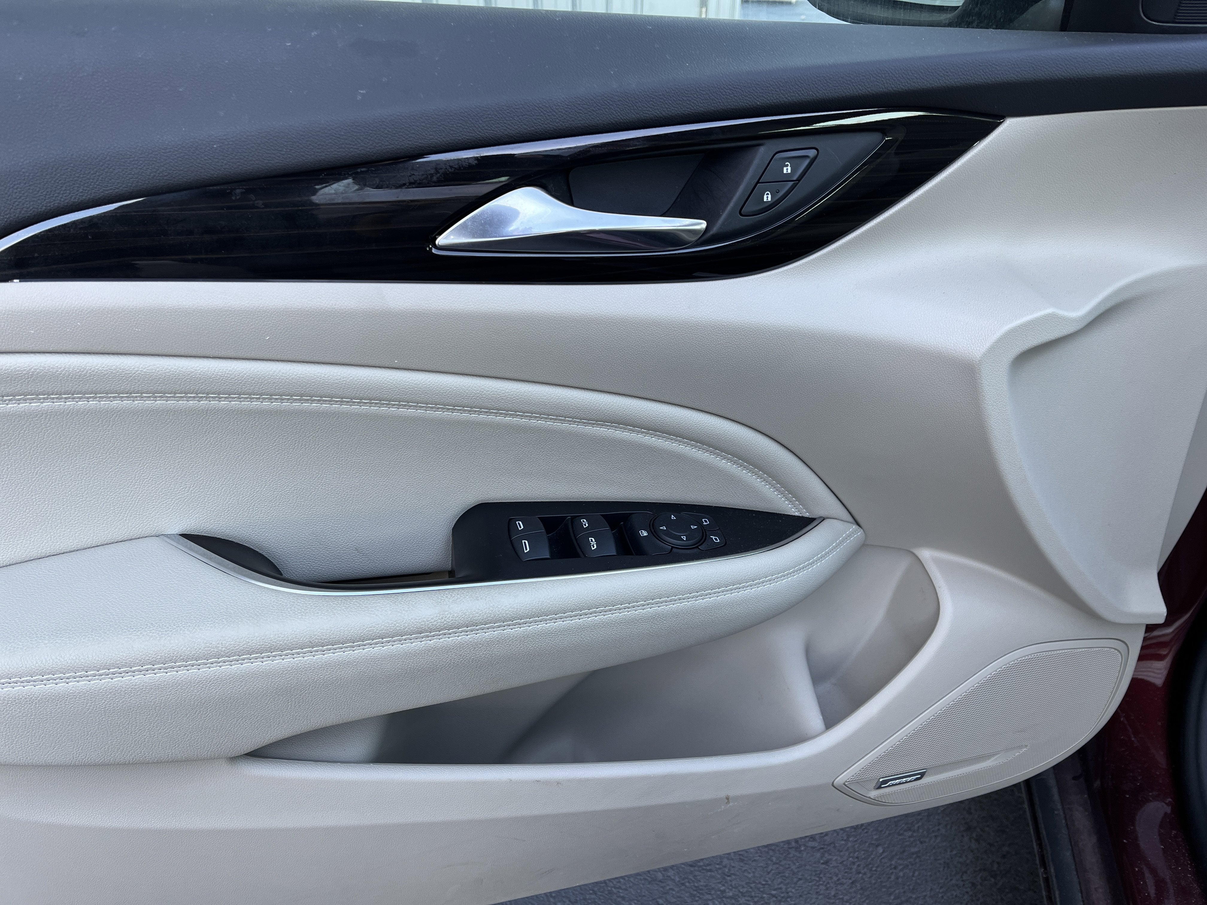 2019 Buick Regal Sportback Essence