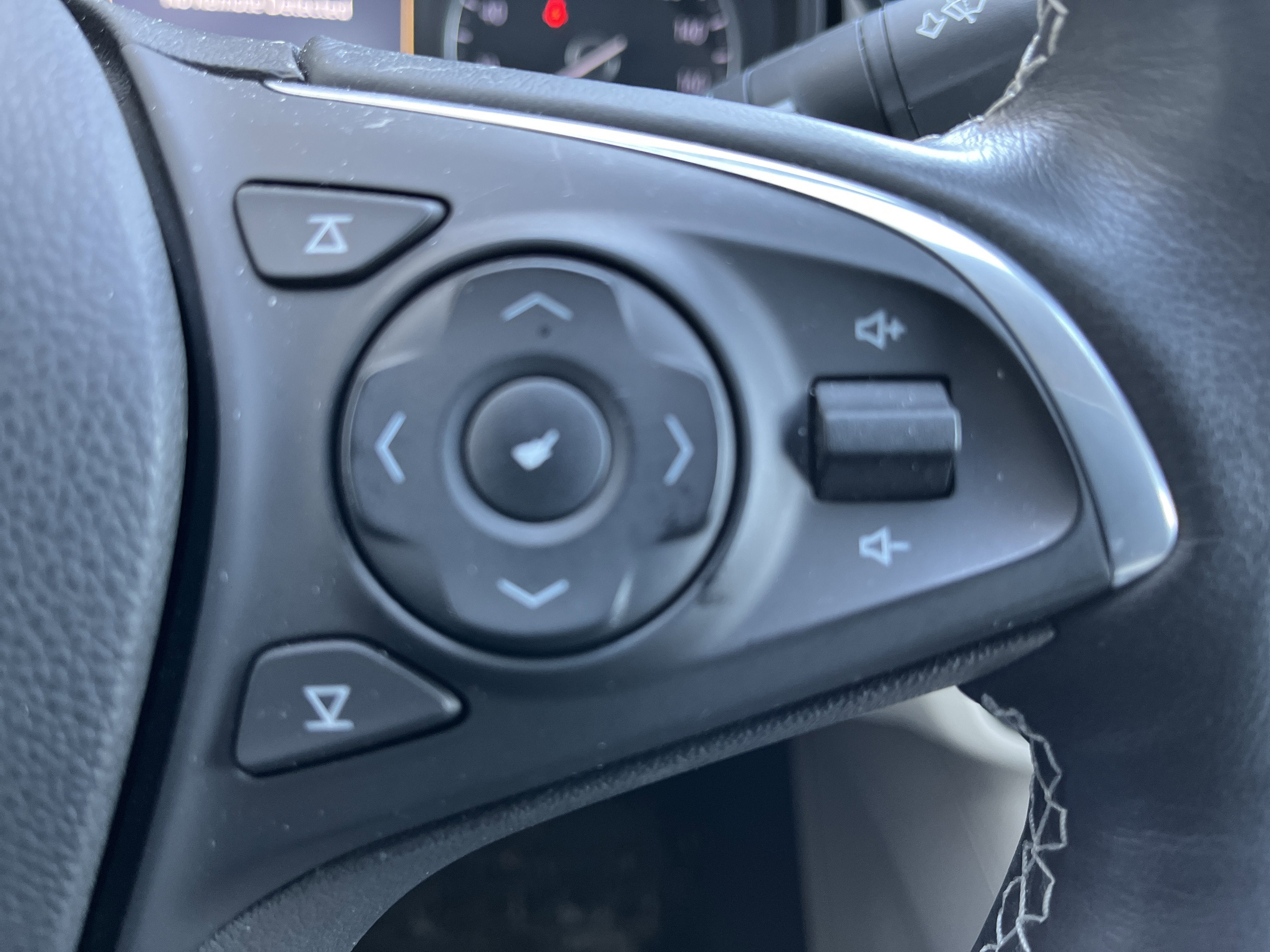 2019 Buick Regal Sportback Essence